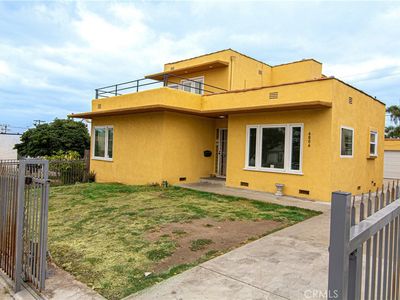 6806 S Van Ness Ave, Los Angeles, CA, 90047
