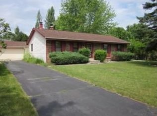321 Judge Dr, Saukville, WI 53080