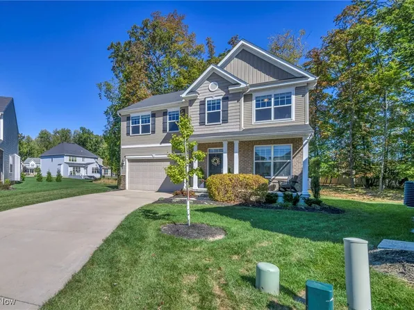 12647 Edgepark Cir, Strongsville, OH 44149