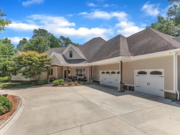 1004 Tobiano Ln, Raleigh, NC 27614