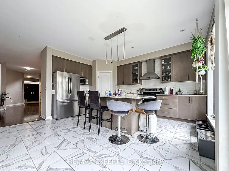 640 Halloway Dr — Photo 14