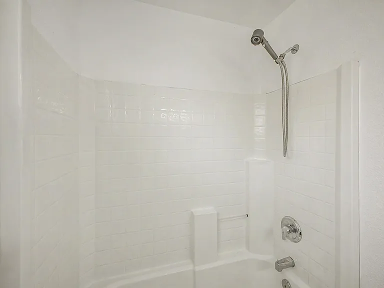 7043 W Phelps Rd — Photo 25