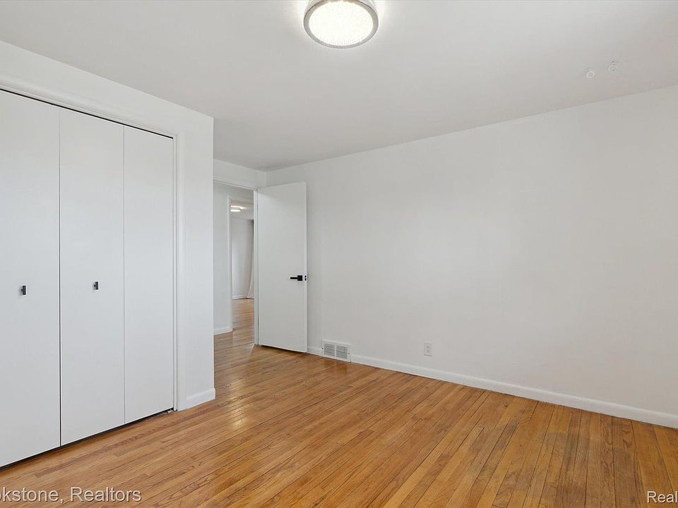 711 Sylvanwood Dr, photo 22