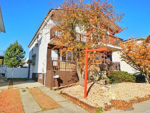 2nd image of 33 Strawberry Ln