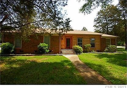 1st image of 7225 Edenbridge Ln