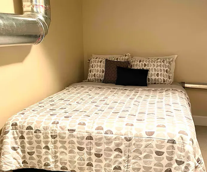 106 N Buffalo St #302 — Photo 19