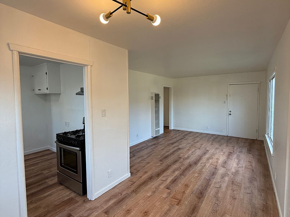 1st image of 2506 Parker Ave #B