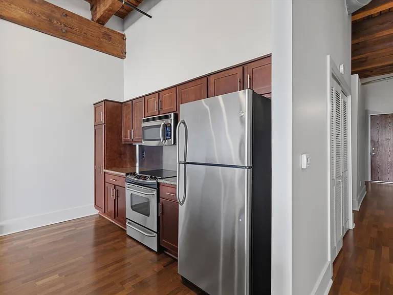 420 S Front St #407 — Photo 8