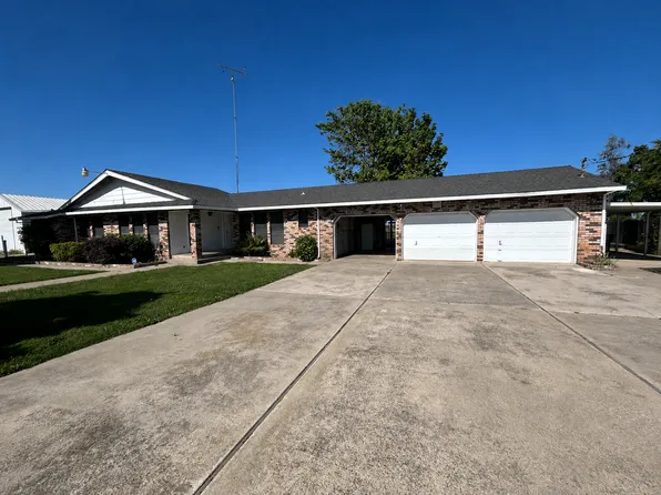 10680 Cleveland Ave, Oakdale, CA 95361