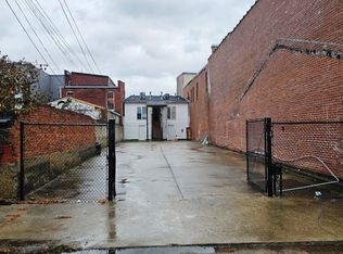 1612 W Market St #2, Louisville, KY 40203