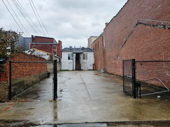 1612 W Market St, Louisville, KY