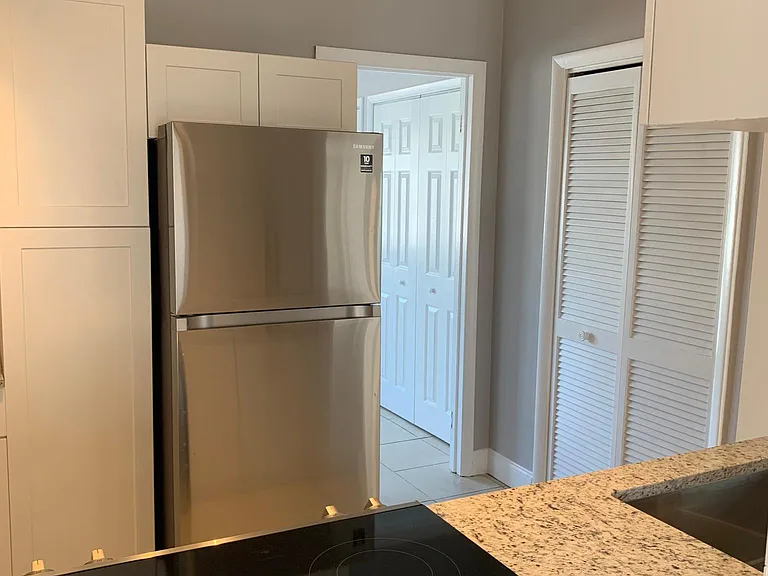 5002 Parker Ave — Photo 29