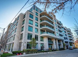 377 Madison Ave #426, Toronto, ON M4V 3E1