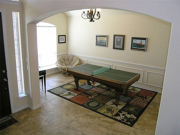 5th image of 1013 Bell Oak Dr