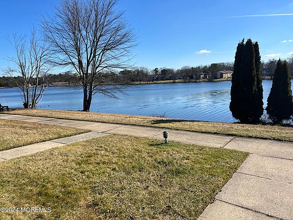 3rd image of 697C Plymouth Drive