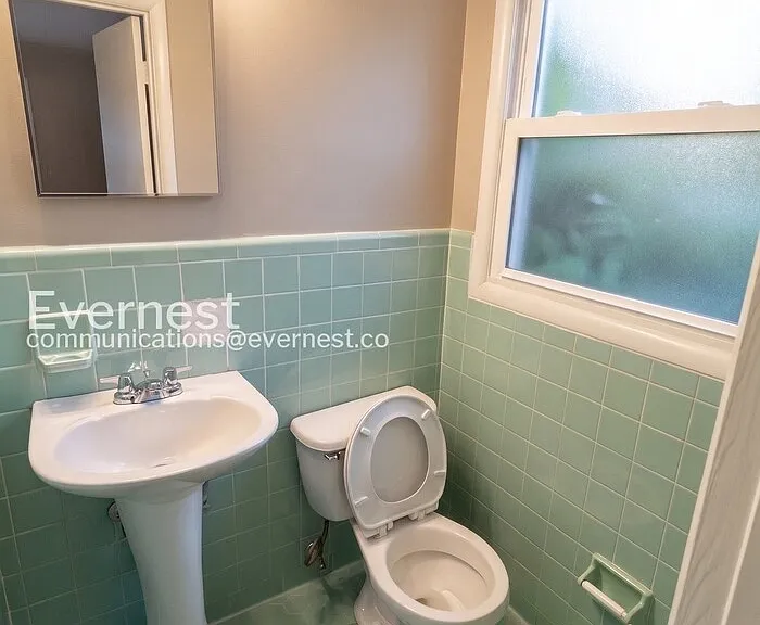 317 Westwood Dr — Photo 15