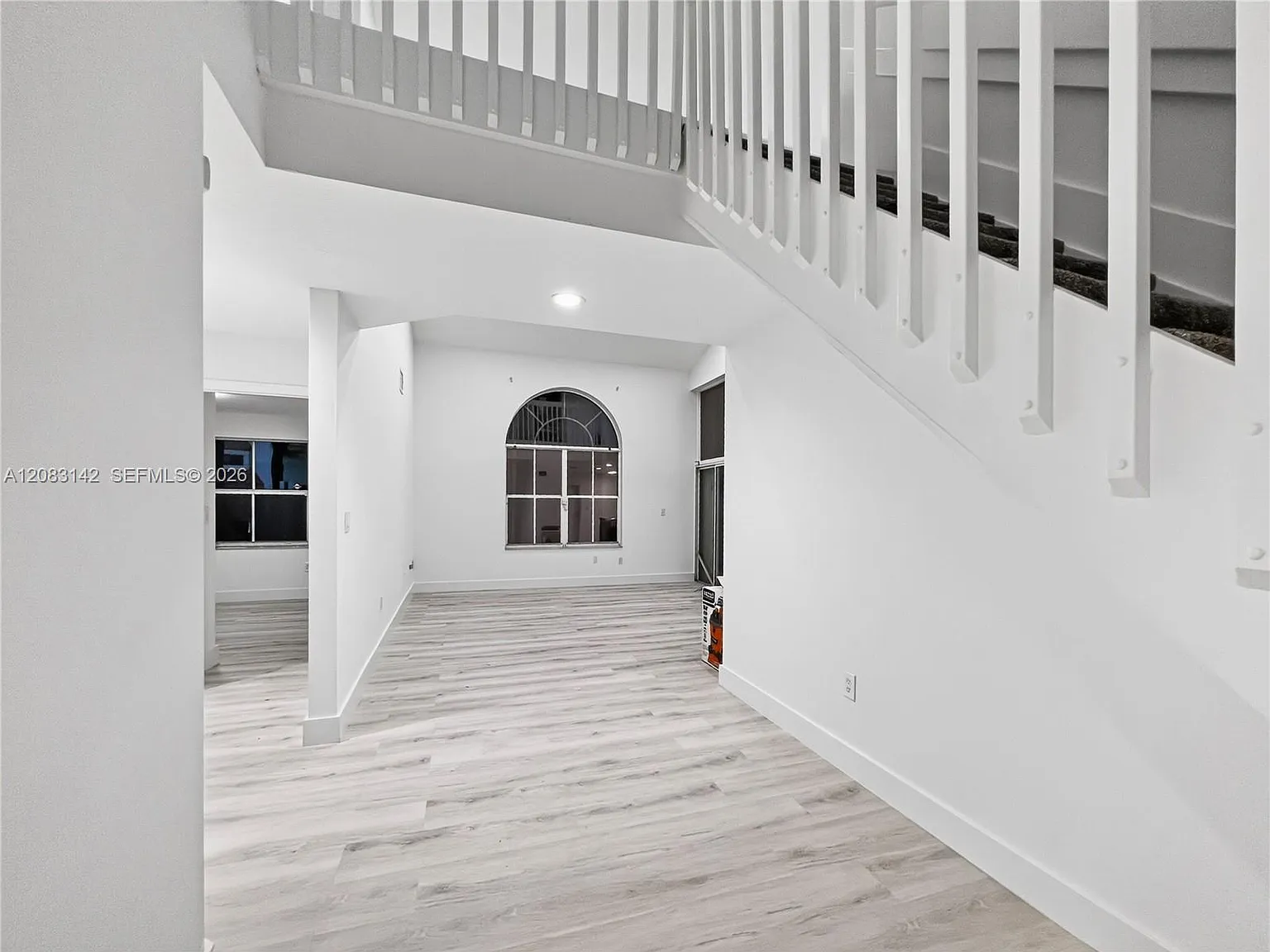Emerald Pointe — Photo 4
