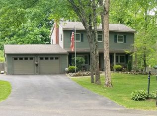 2 Northwest Pass, Ballston Lake, NY 12019