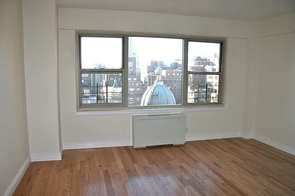 Rented by Michael K Namm Associates | media 17