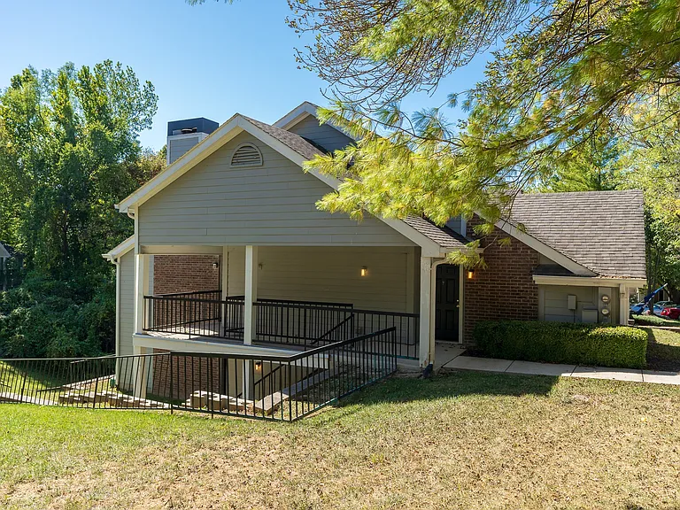 Pelican Cove — Photo 45
