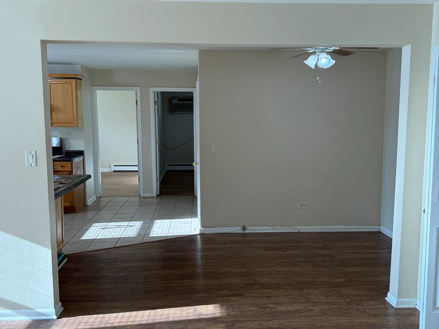 2 bed, 1100 sqft, $1,800 — Photo 2