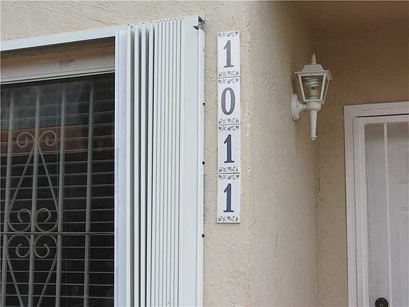 2nd image of 411 Nw 82 Av #1011