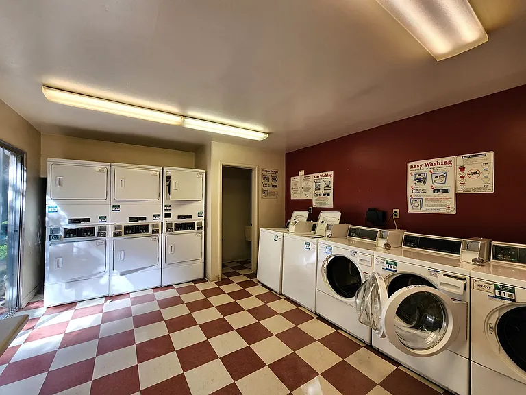 505 Cypress Point Dr #209 — Photo 31