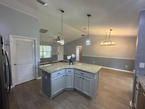 5th image of 104 Cherry Blossom Ln