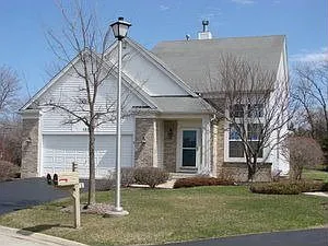 169 Fieldcrest Ct photo 1
