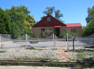933 N 1st St, Raton, NM 87740