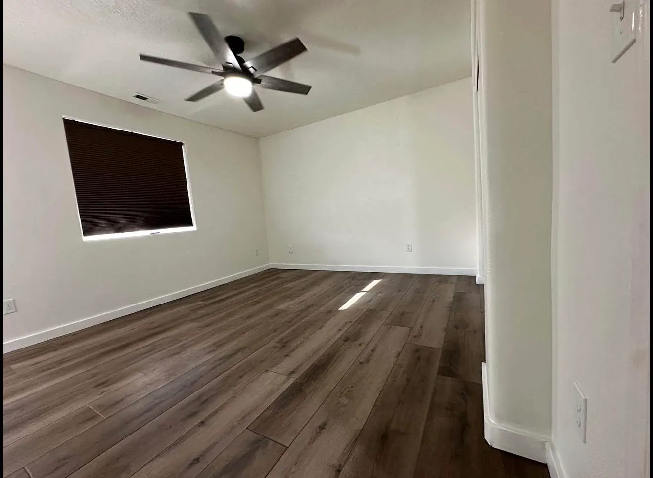 3 bed, 1244 sqft, $2,300 — Photo 4
