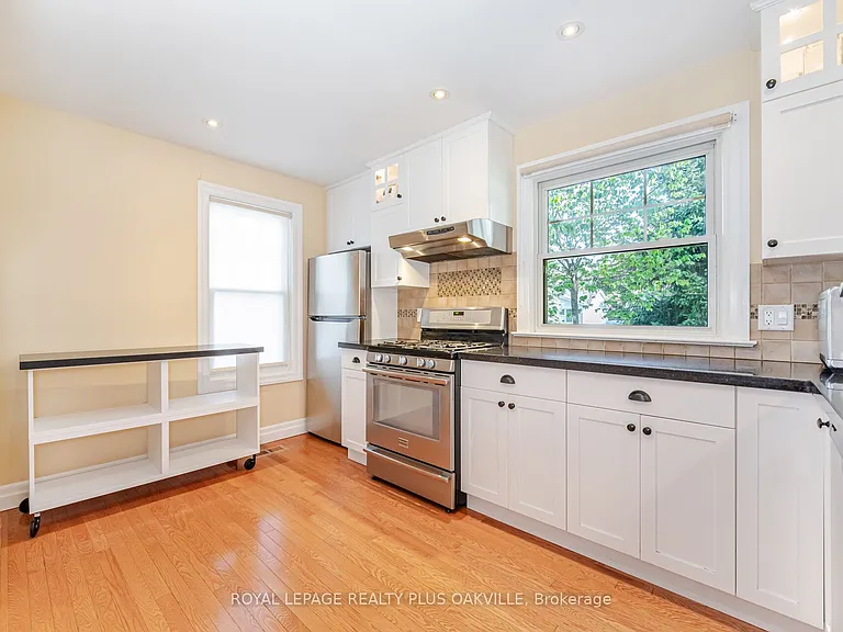 43 Ravina Cres — Photo 12