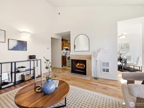 1965 12th Avenue W #403, Seattle, WA 98119