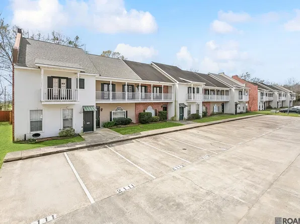 2113 Plantation Ln, Baton Rouge, LA 70820