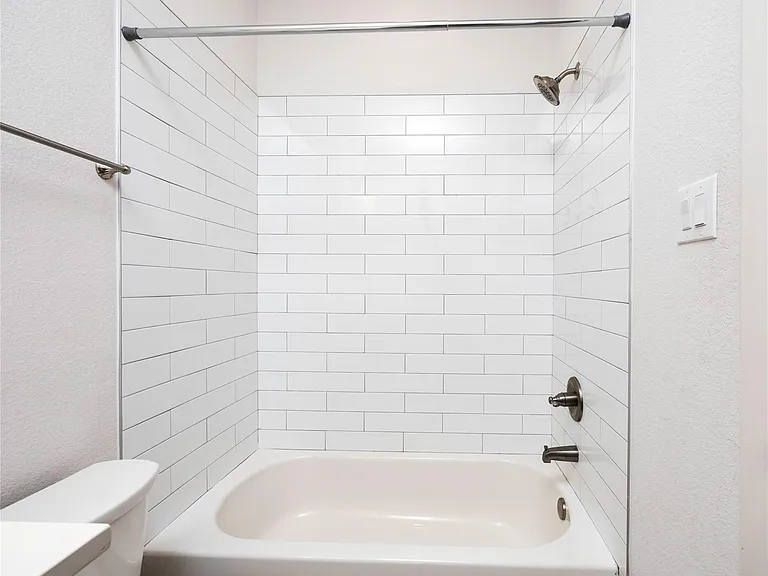 2517 Appian Way #B — Photo 32