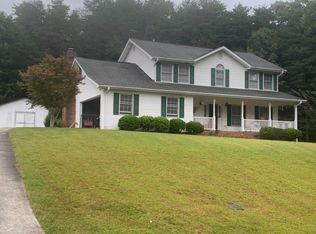 31 Crawford Way, Toccoa, GA 30577