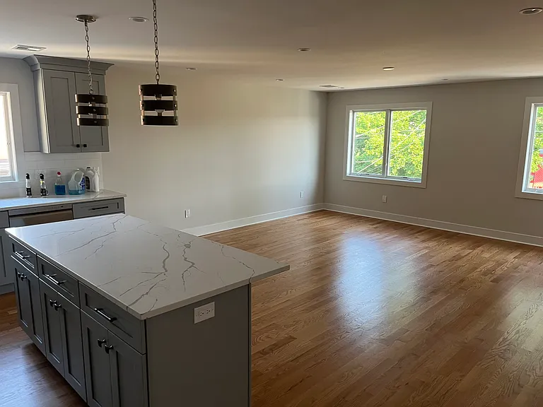 161 Franklin St #1 — Photo 10