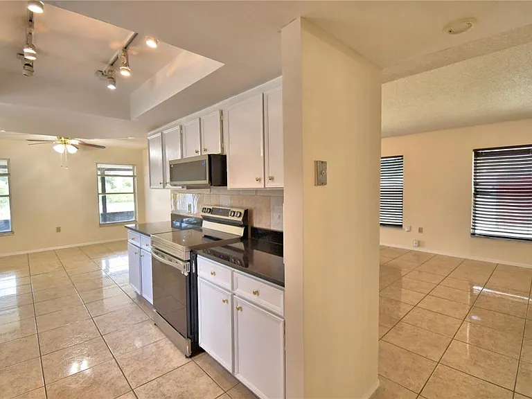 11701 Minto Ct — Photo 19