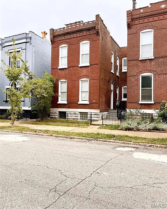 3318 Illinois Ave #2F