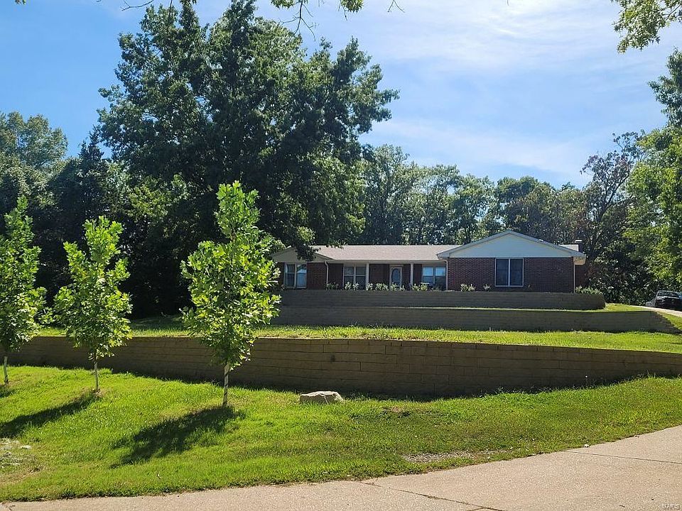 1st image of 103 Heritage Hills Pl