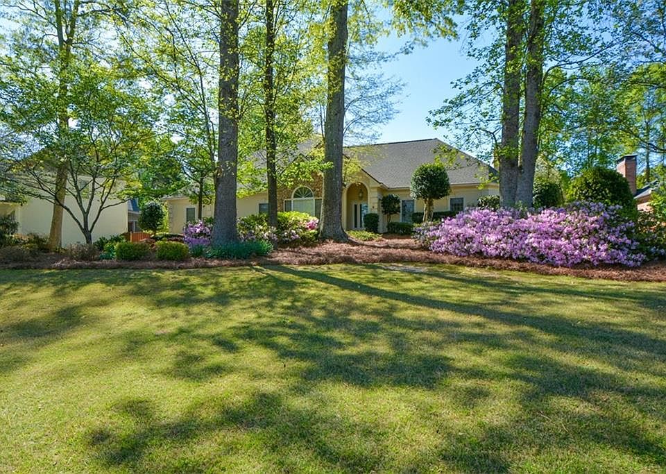 1st image of 6085 Wellington Ct
