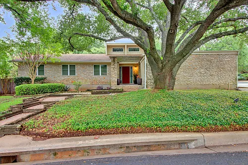 6201 Quail Holw Photo 1