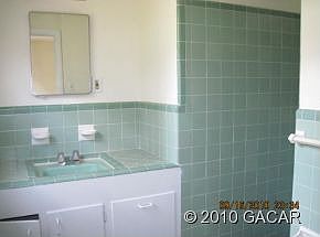 5th image of 4037 NW 13th Ave