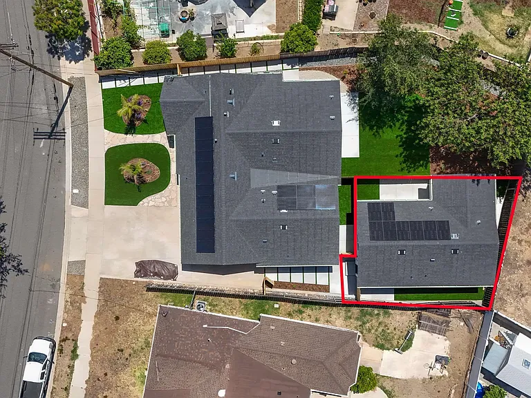 9412 Pike Rd — Photo 2