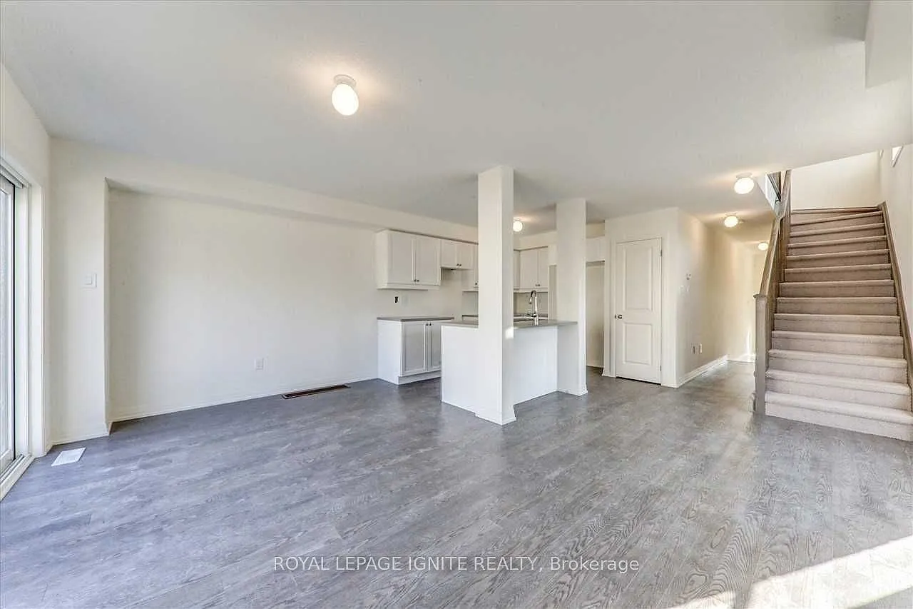 3 bed, $3,100 — Photo 2
