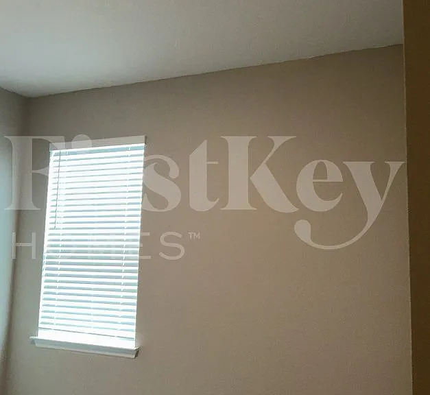 1218 Ponca Rd — Photo 9