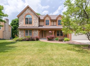 N49W17370 Sheffield Ln, Menomonee Falls, WI 53051