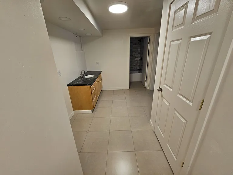 1365 S Wasatch Dr — Photo 4