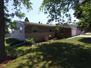 6120 Elm St, Union, IL 60180