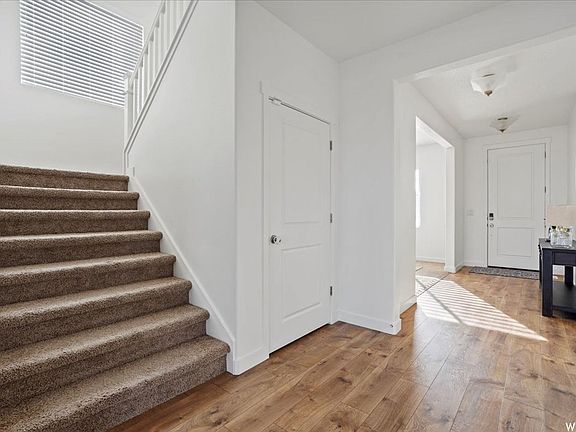 3rd image of 3486 W Beckham Dr
